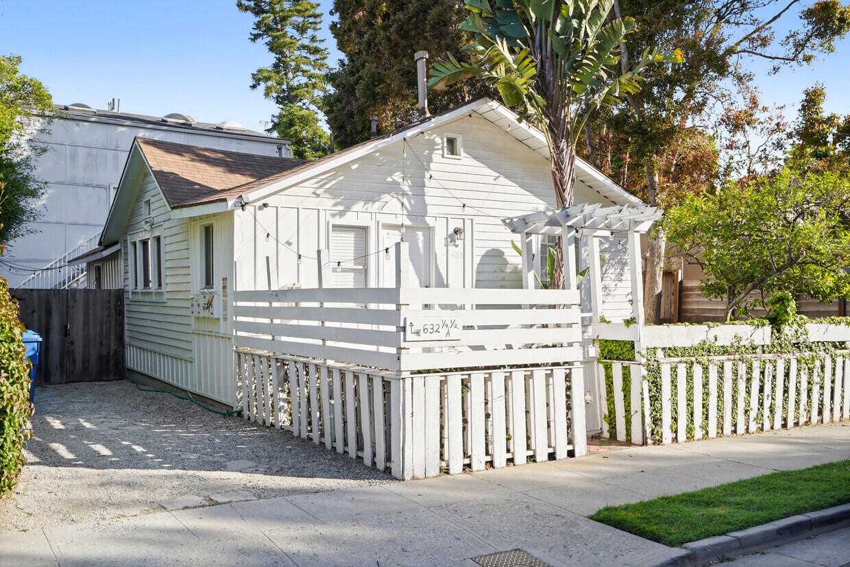Foto principal - 632 Vernon Ave