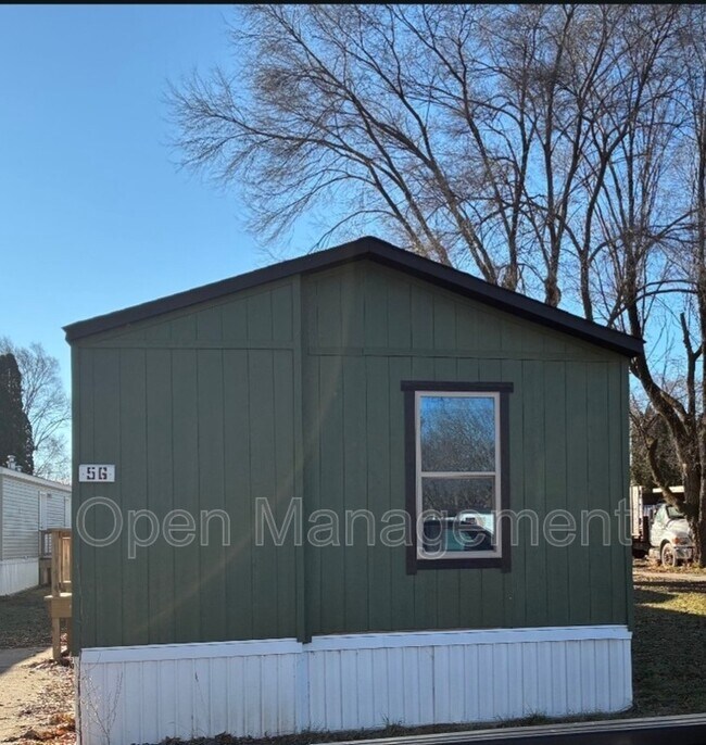 Foto del edificio - 755 N Tratt St