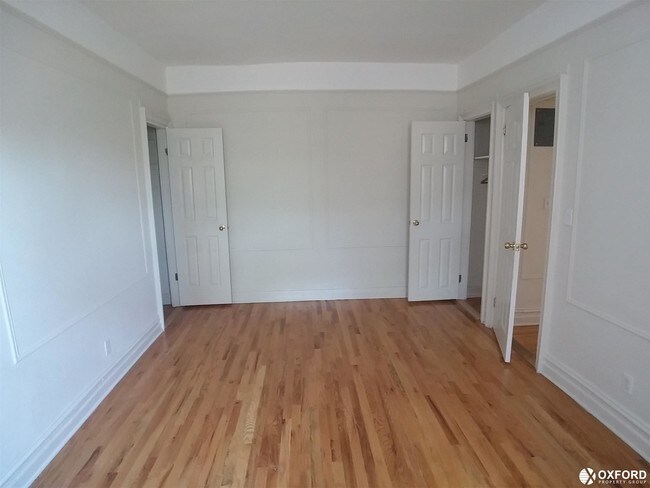 Foto del edificio - 490 E 23rd St