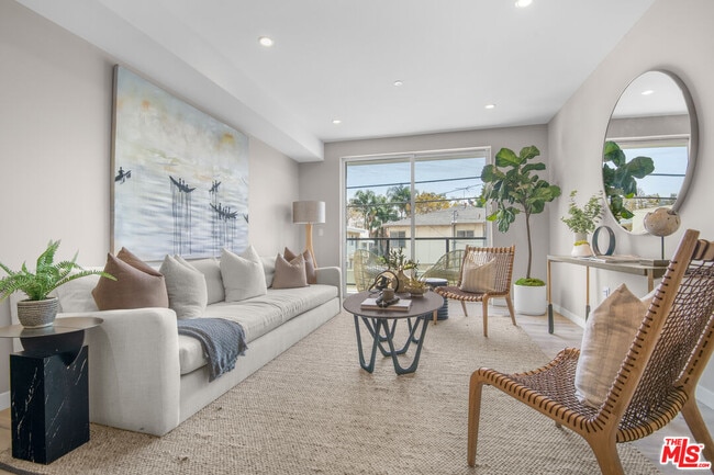 Foto del edificio - 1226 S Bedford St