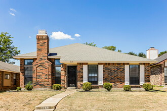 Building Photo - 1435 Colborne Dr