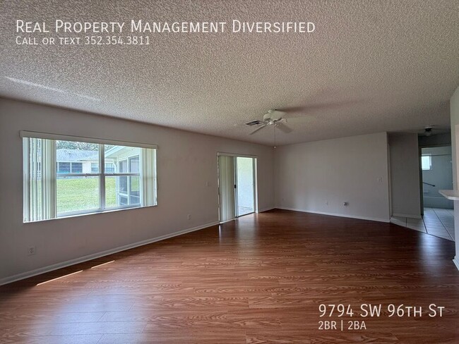 Foto del edificio - 9794 SW 96th St