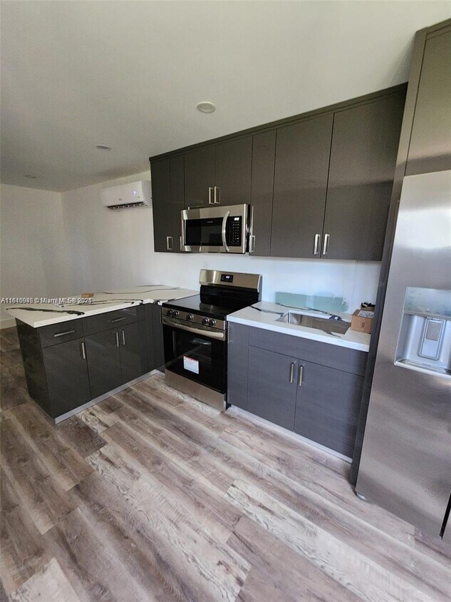 Foto del edificio - 1315 NE 143rd St