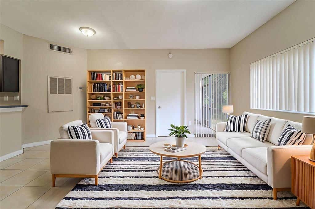 Primary Photo - 2550 SW 18th Ter