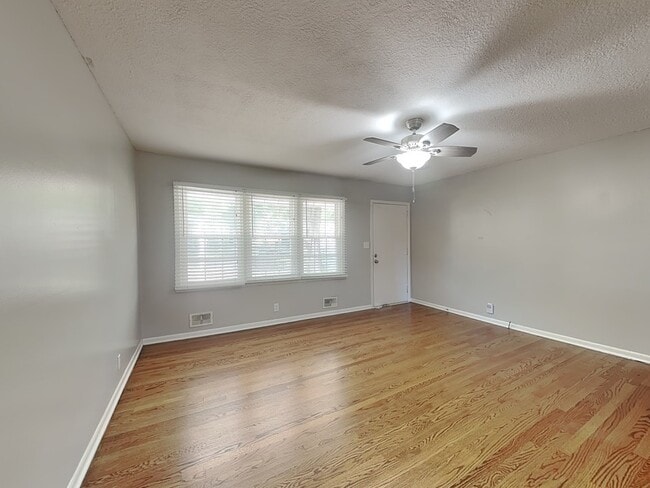 Building Photo - 13511 E 41st Terrace S