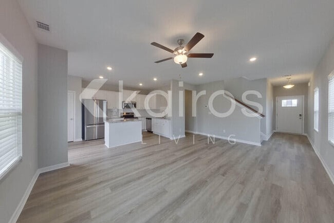 Building Photo - 959 Silent Barge Cv