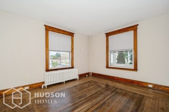 Foto del edificio - NOW AVAILABLE! 30 Chapman St, Hartford, CT...