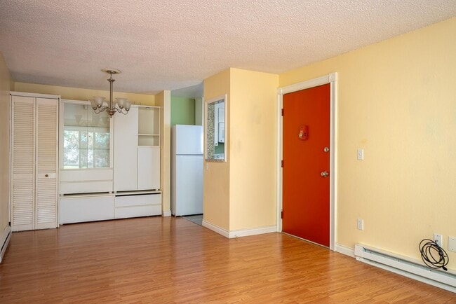 Building Photo - 5470 SW Alger Ave