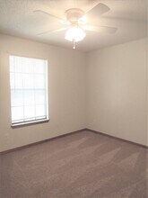 Building Photo - 10113 Peppertree Ct