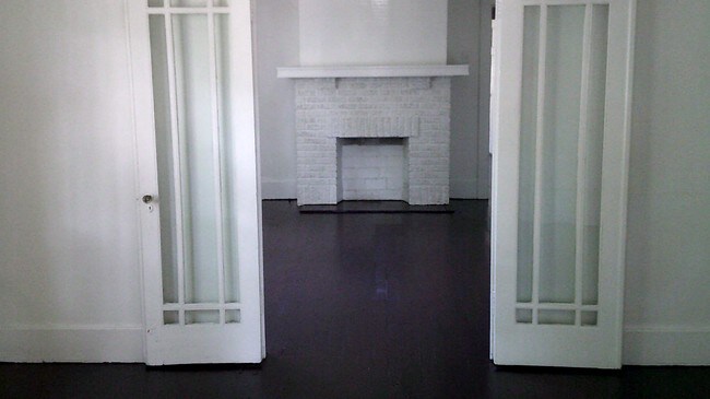 Building Photo - 4609 Bienville St