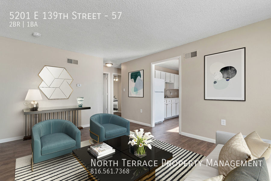 Foto principal - Renovated & Spacious 2BR w/ Private Balcon...