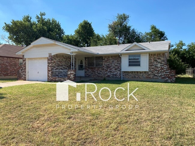 Building Photo - 3Bed/1Bath Home in Moore