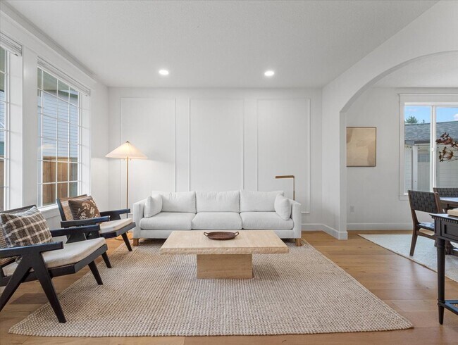 Building Photo - 10300 NE 95th Ave