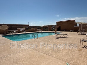 Building Photo - 501 W Tonopah Dr