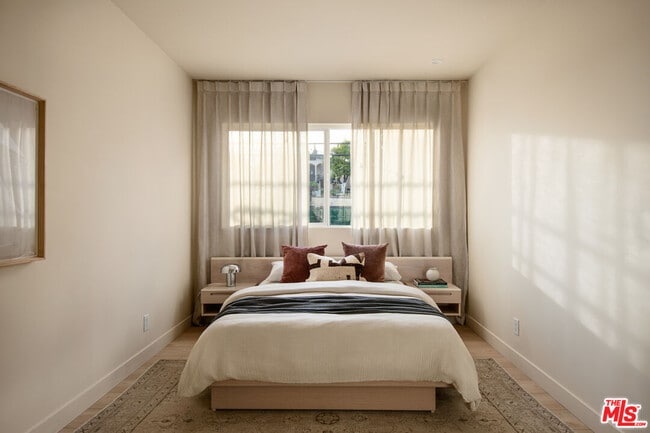 Building Photo - 4205 Blanchard St