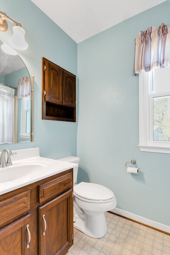 Foto principal - 2344 Horsley Dr