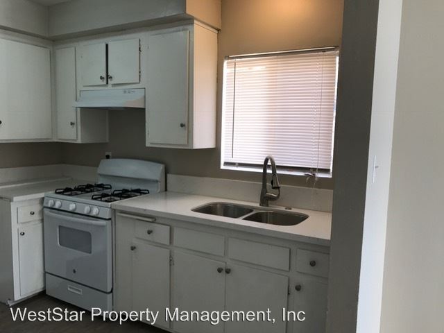Foto del edificio - 4730 W 118th St