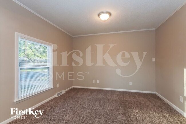 Building Photo - 8508 Woodthorn Pl