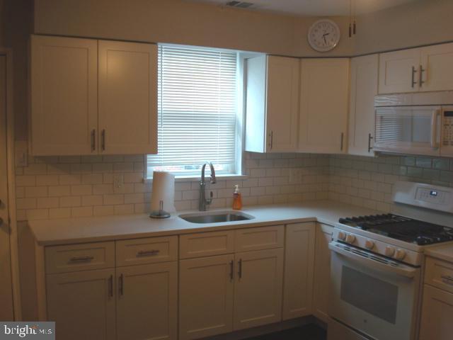 Foto del edificio - 1624 W Porter St