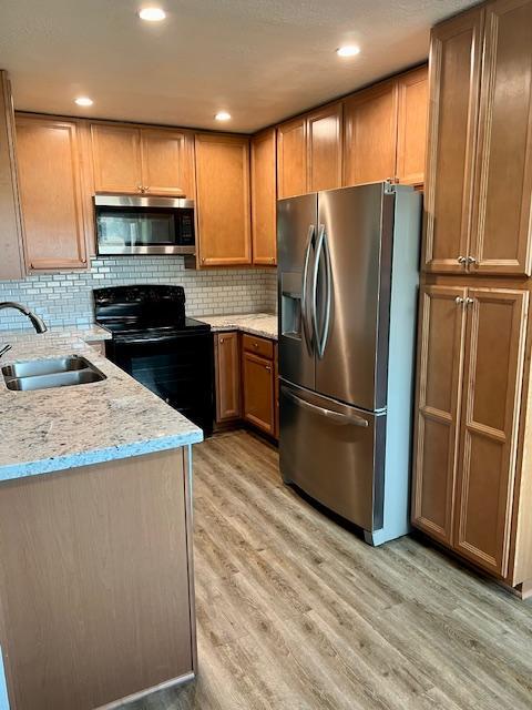 Building Photo - 1370 Del Rosa Way