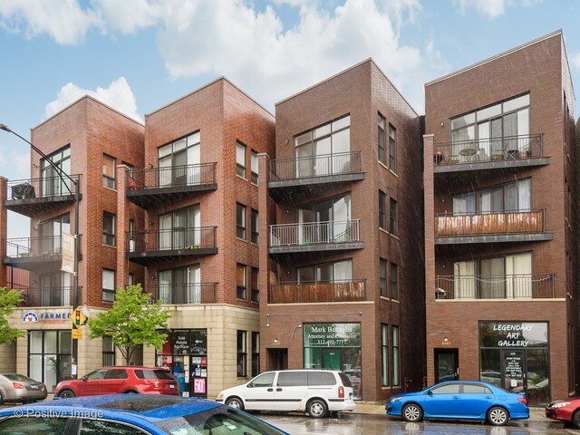 Primary Photo - 2417 W Madison St
