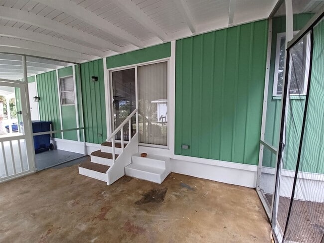 Building Photo - 103 Catalina Cir