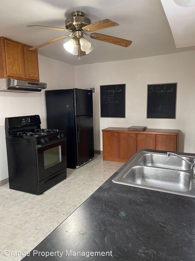 Foto del edificio - 4 br, 2 bath House - 3111 W St