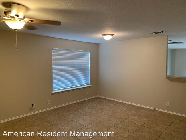 Building Photo - 4 br, 2.5 bath House - 10118 Cedarcliff