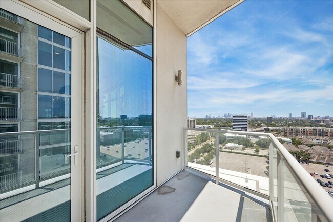 Building Photo - 4521 San Felipe St