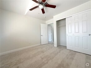 Building Photo - 7604 Cruz B