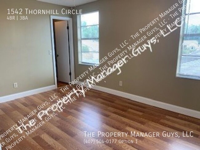 Building Photo - 1542 Thornhill Cir