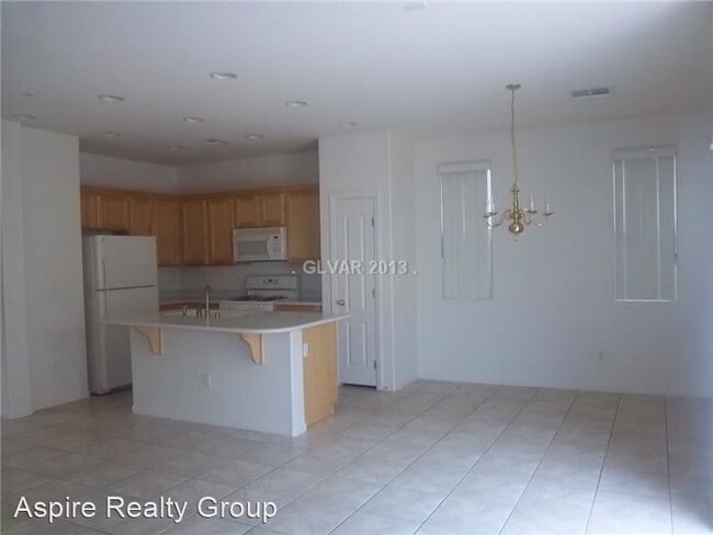 Building Photo - 9250 William Hill Ave