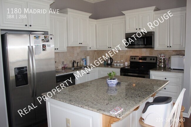 Building Photo - Nice Home in Spanish Lakes