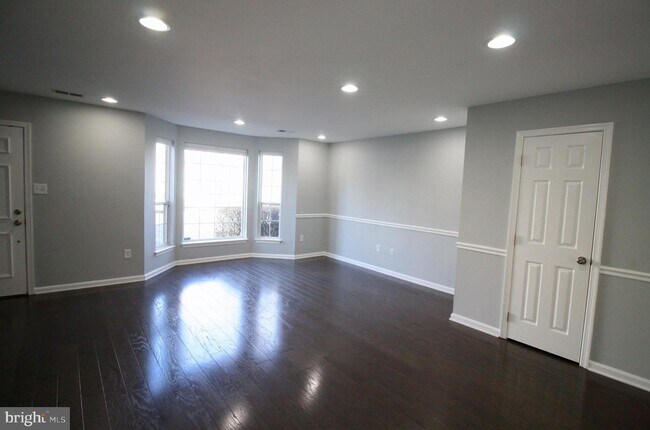 Building Photo - 14823 Bolton Rd