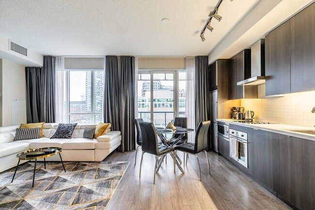 Building Photo - 300 Front St W