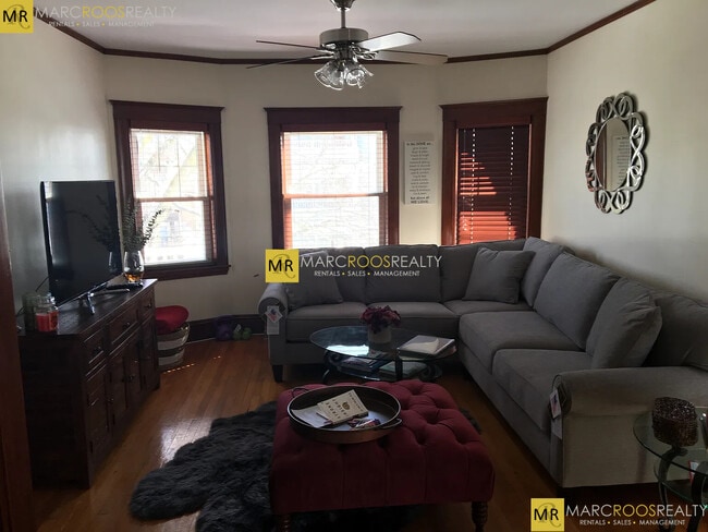 Building Photo - 16 Turner St