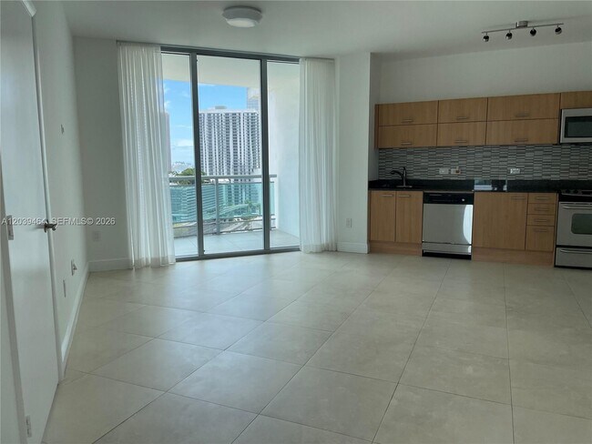 Building Photo - 350 S Miami Ave