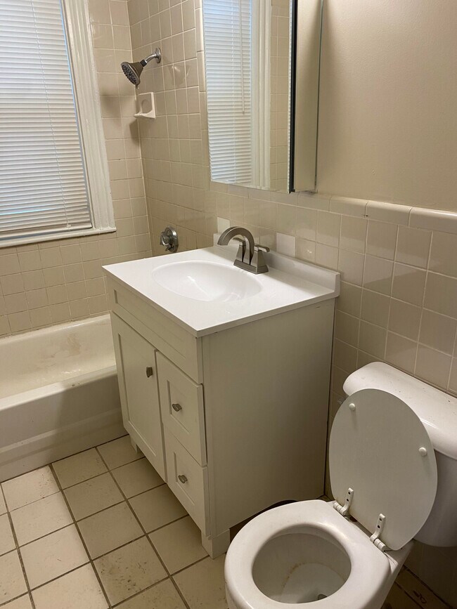 Foto del edificio - 18 Edison Green