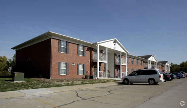 Building Photo - Troy Villa & Gateway Apartments