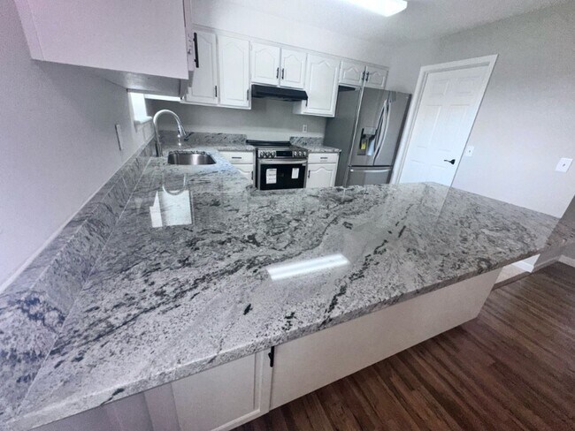 Foto del edificio - 2406 SW 16th St