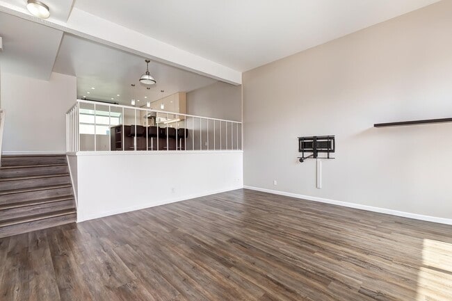 Building Photo - 13011 Mindanao Way