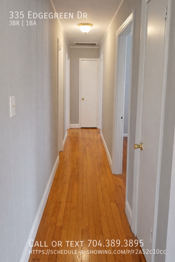 Photo - 335 Edgegreen Dr House