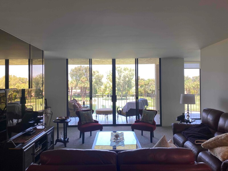 Building Photo - 910 Island Dr