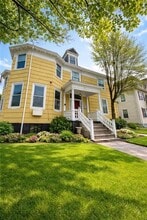 Building Photo - 123 Cottage St.