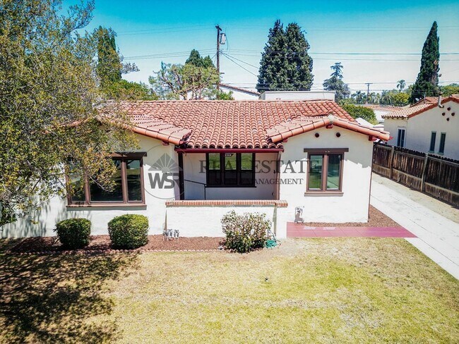 Building Photo - 3569 Bandini Ave