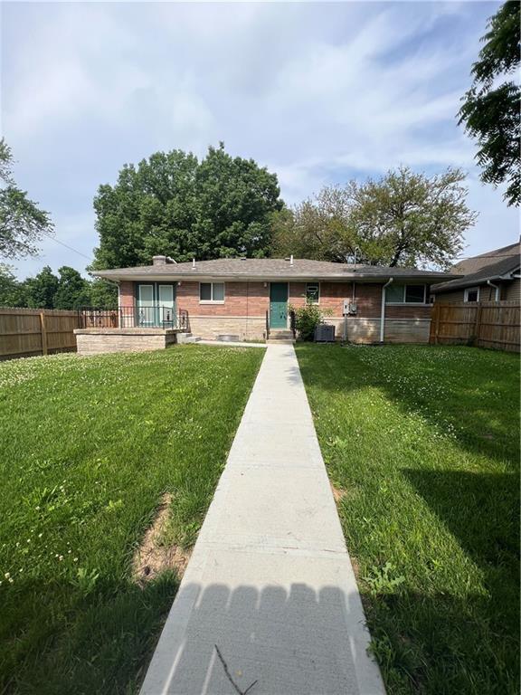 Building Photo - 3901 Clarendon Rd