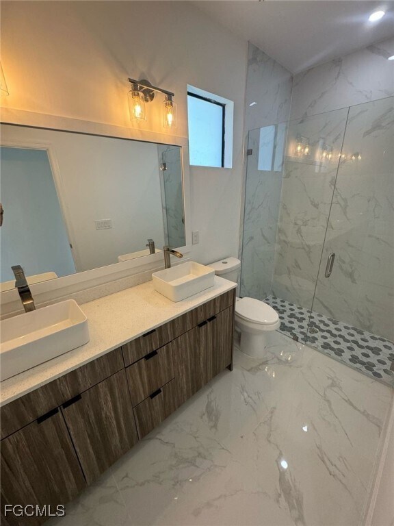 Building Photo - 306 NW 27th Ave