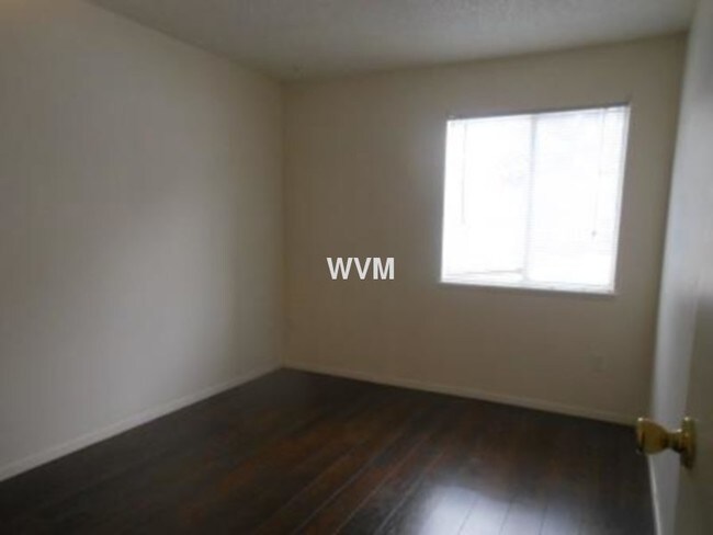 Foto del edificio - Knollwood Condos near Mississippi and Chambers