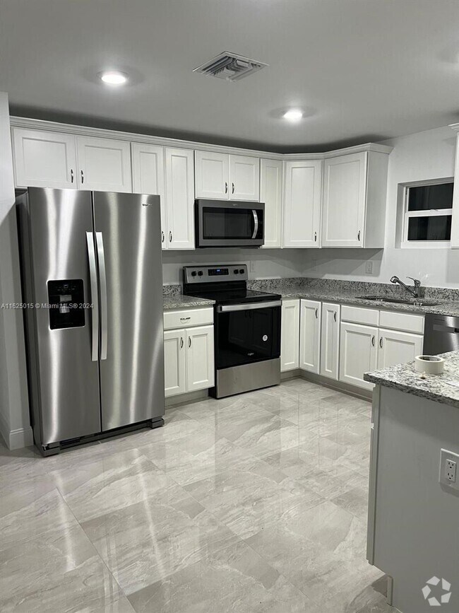 Cheap Harlem Lake Apartments for Rent Fort Myers, FL 2 Rentals