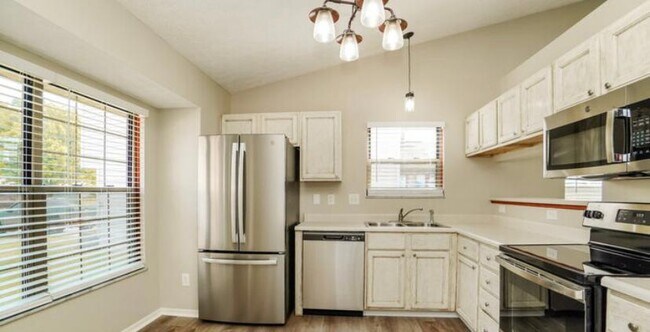 Foto del edificio - 1129 Viewpointe Dr